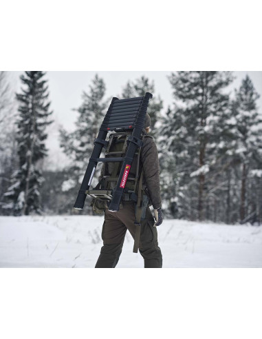 Unidad táctica usando la escalera telescópica Telesteps Tactical 4,10m a 5 metros