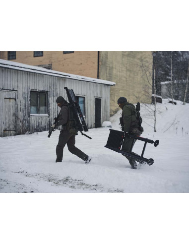 Unidad táctica usando la escalera telescópica Telesteps Tactical 4,10m a 5 metros